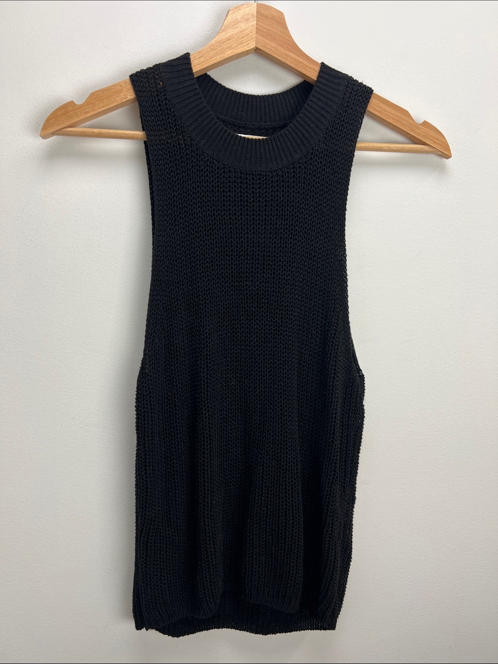 Reformation Open Knit Tank Top Black Sleeveless Sweater Womens XS Minimalist